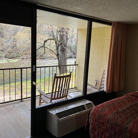 Newfound Lodge On The River Cherokee Esterno foto