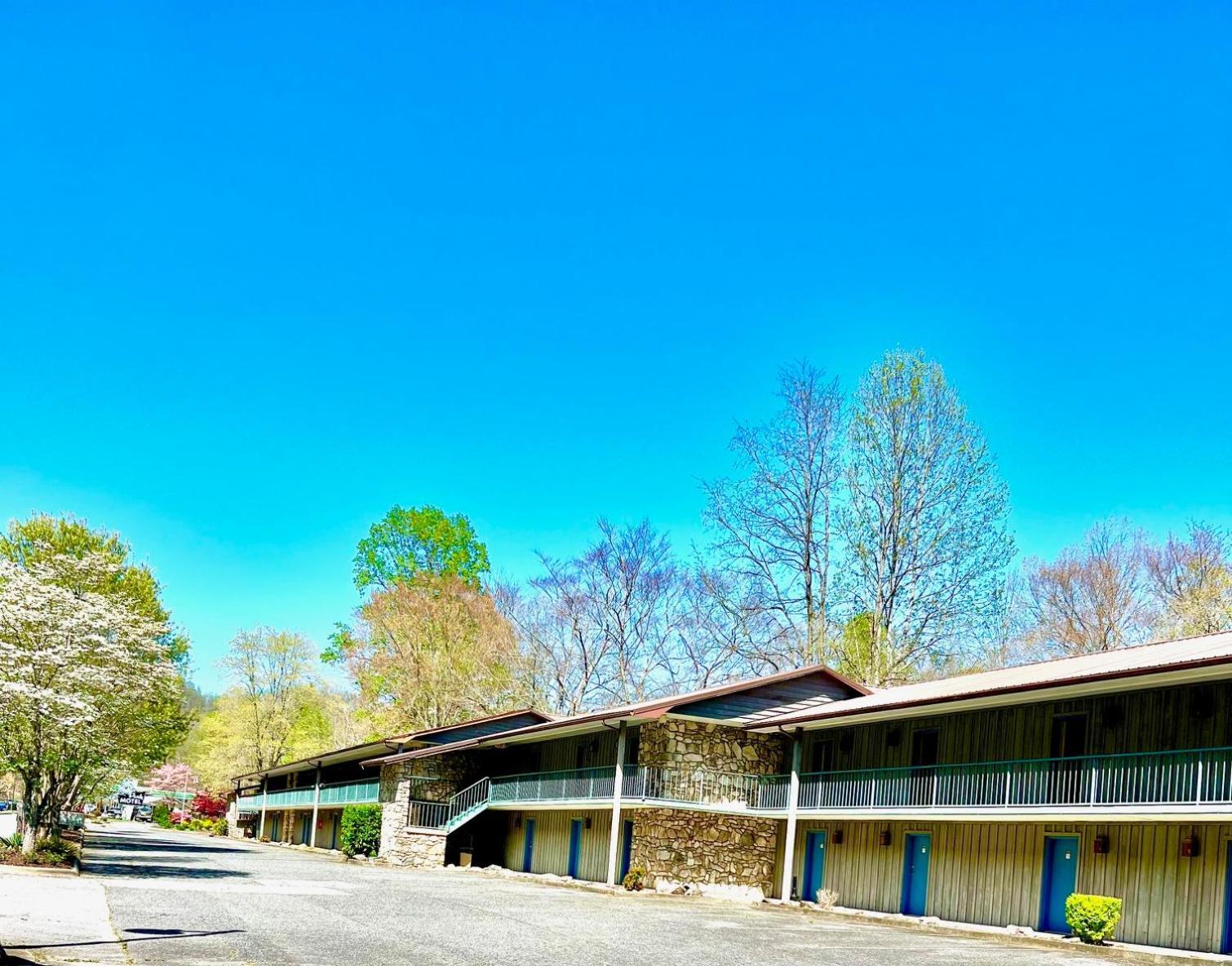 Newfound Lodge On The River Cherokee Esterno foto